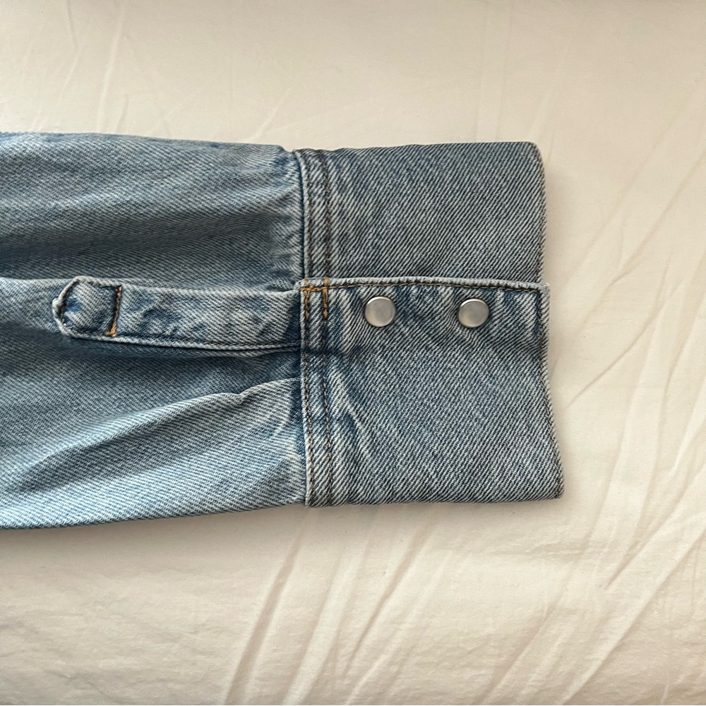 Denim snap Button-Up Shacket - Picture 4 of 7